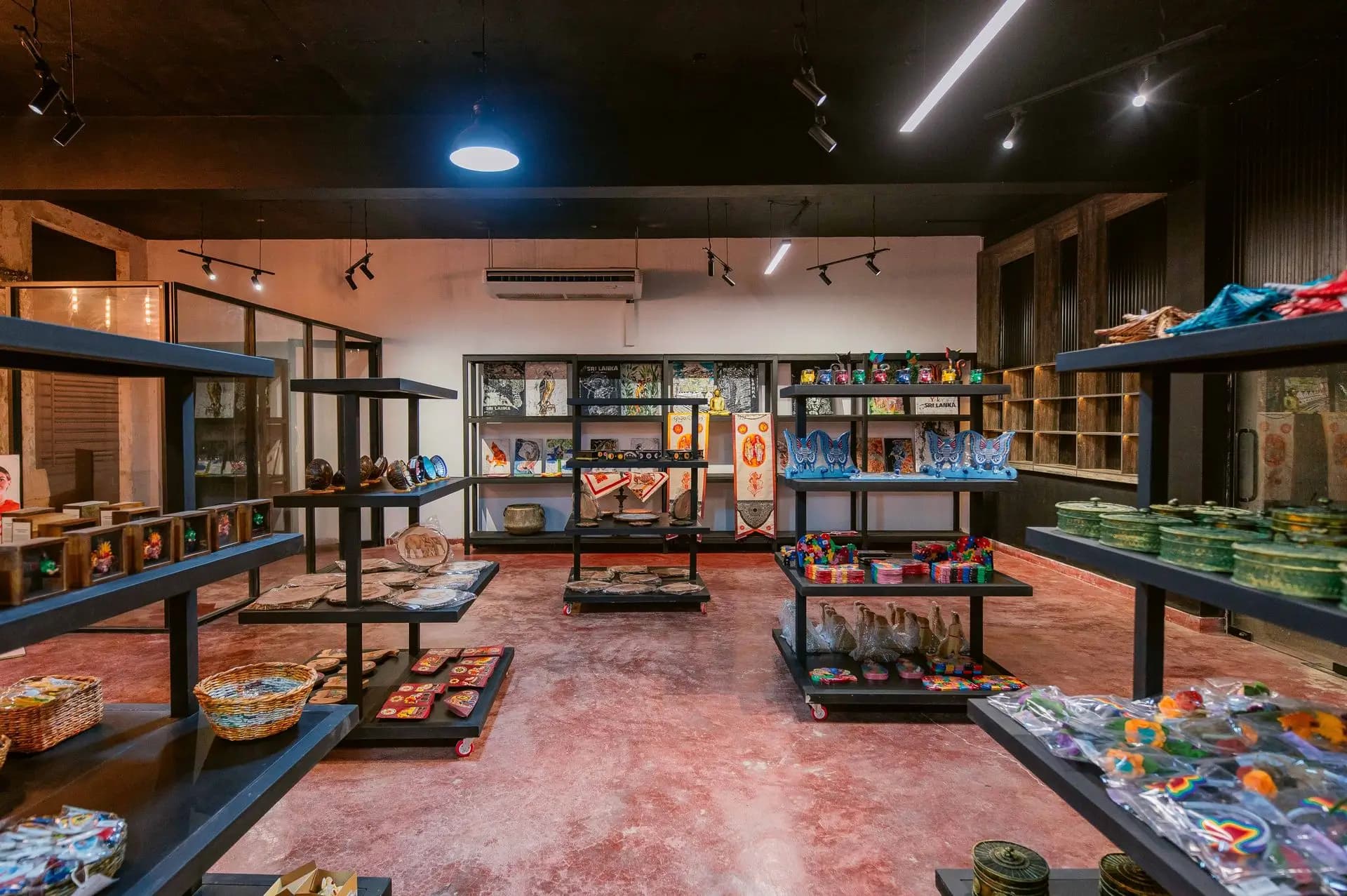 Flagship Store Overview