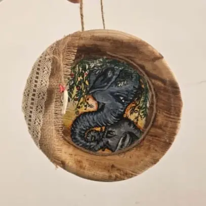 Art on Aricanut Plate 